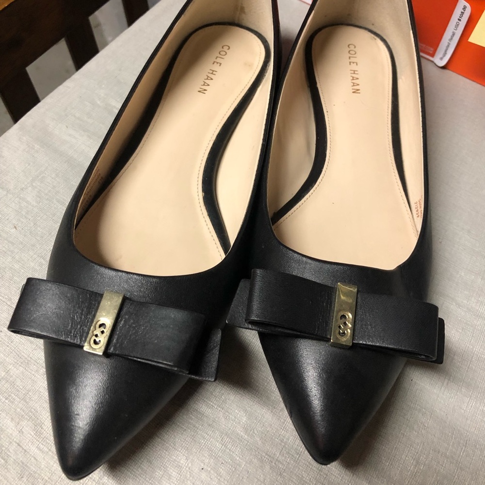 COLE HAAN leather ballet flats